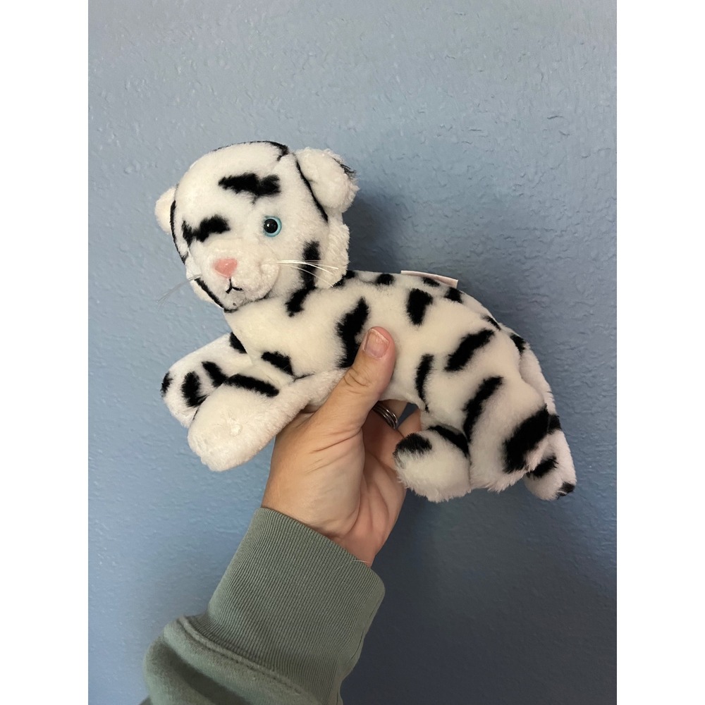 Dakin Plush‎ Dalmatian Dog Stuffed Animal Toy Blue Eyes Black Spots Adorable